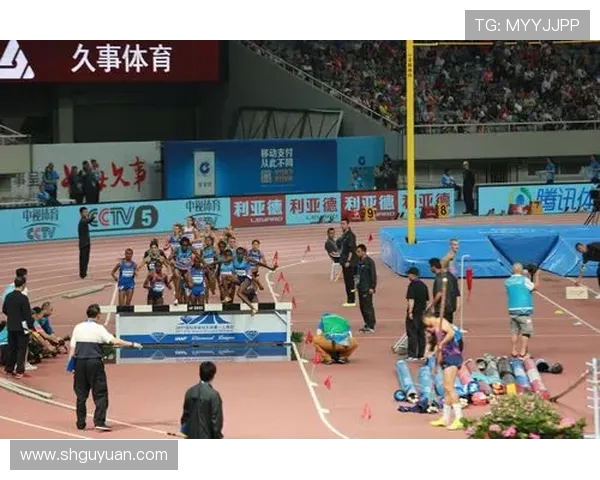 上海羽毛球队在钻石联赛中的战术表现分析与总结